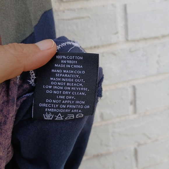 Hustle Gang Graphic T-Shirt Bear Girl Large - Picture 6 of 7